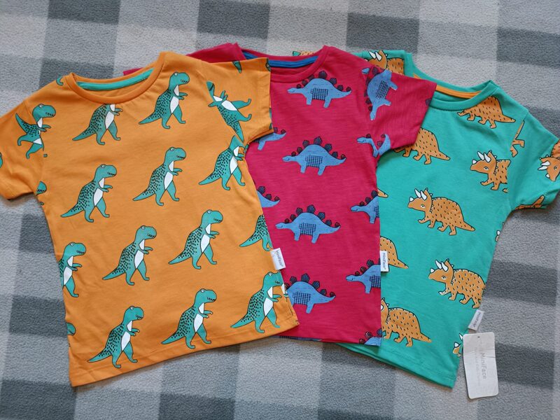 T-krekls, dinozauri
